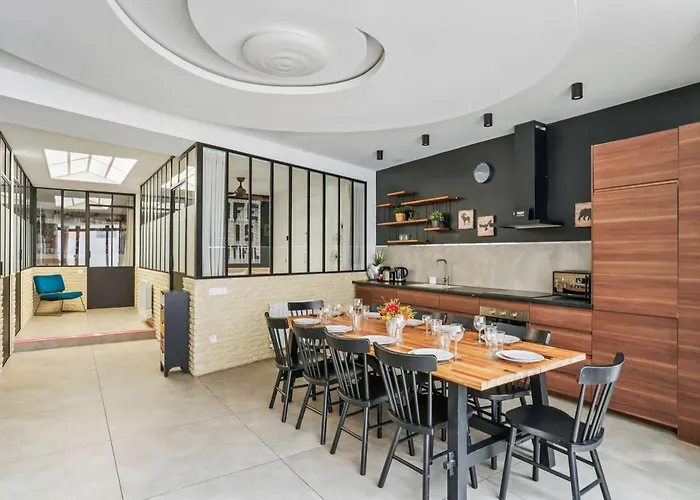 شقة Spacious - 4br 10p - Place D'italie